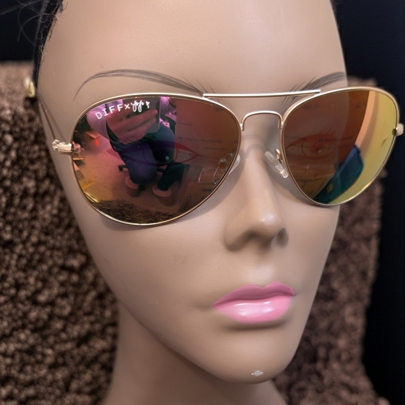 DIFF Aviator Chic Sunglasses main image 4